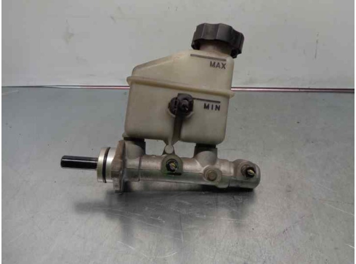 Replacement brake pump for Hyundai i30 1.6 CAT OEM IAM reference 585101H200 