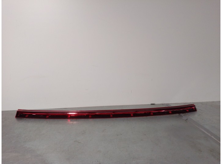 Recambio de piloto trasero central para hyundai bayon (bc3) 1.0 t-gdi referencia OEM IAM 92409Q0500 92409CO000 