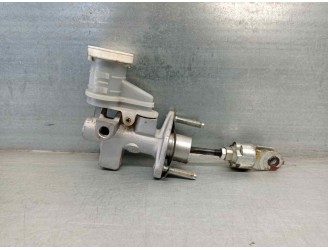 Recambio de bomba embrague para mitsubishi l 200 (ka0/kb0) 2.5 di-d cat referencia OEM IAM MR995034 