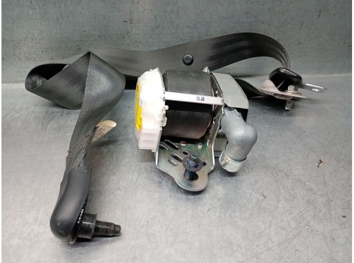 Recambio de cinturon seguridad delantero derecho para hyundai i30 1.6 crdi cat referencia OEM IAM 888202R900 888202R900WK 