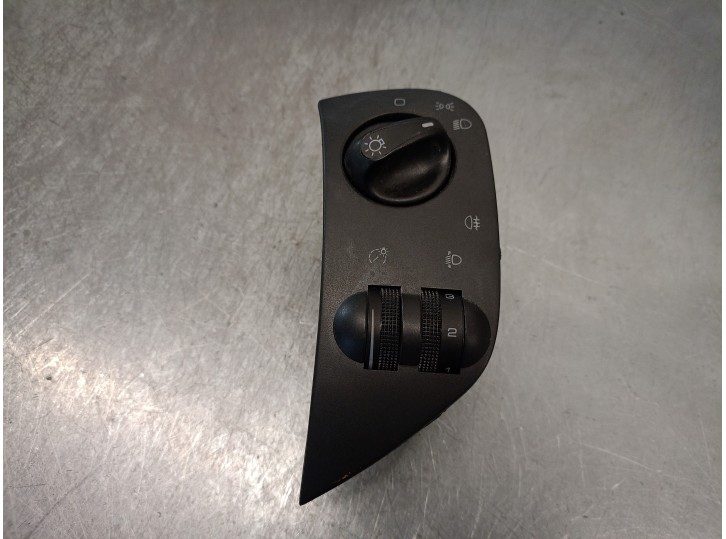 Recambio de mando luces para volkswagen polo berlina (6n1) 1.9 diesel referencia OEM IAM 6N1941531M 