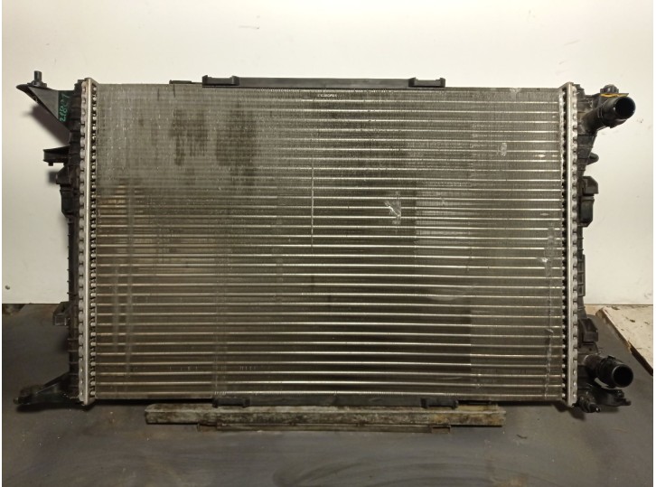 Recambio de radiador agua para audi a4 b8 (8k2) 2.0 tdi referencia OEM IAM 8K0121251R K5948005 BEHR