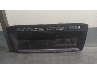 Replacement rear trim moldings for Mitsubishi Space Wagon (N80/N90) 2.4 GDI CAT OEM IAM reference MR275638 