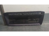 Recambio de molduras traseras para mitsubishi space wagon (n80/n90) 2.4 gdi cat referencia OEM IAM MR275638  