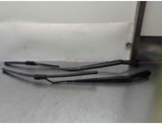 Recambio de brazo limpia delantero derecho para hyundai ix35 1.7 crdi cat referencia OEM IAM 983102S000 983202Y000 