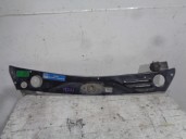 Recambio de panel frontal para peugeot 205 berlina 1.1 referencia OEM IAM 710687 DE CHAPA 
