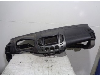 Recambio de salpicadero para mitsubishi l 200 (ka0/kb0) 2.5 di-d cat referencia OEM IAM MN123652XA NEGRO 