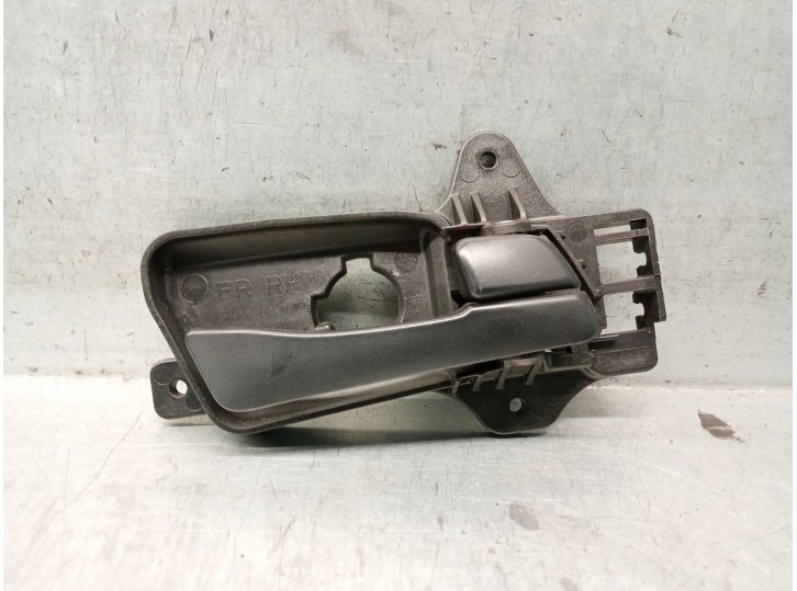 Recambio de maneta interior delantera derecha para hyundai i30 1.6 crdi cat referencia OEM IAM 82623FD000 826212L000XP 