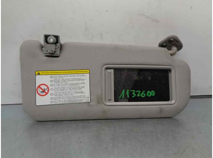 Recambio de parasol derecho para hyundai ix35 1.7 crdi cat referencia OEM IAM 852202S100OM 