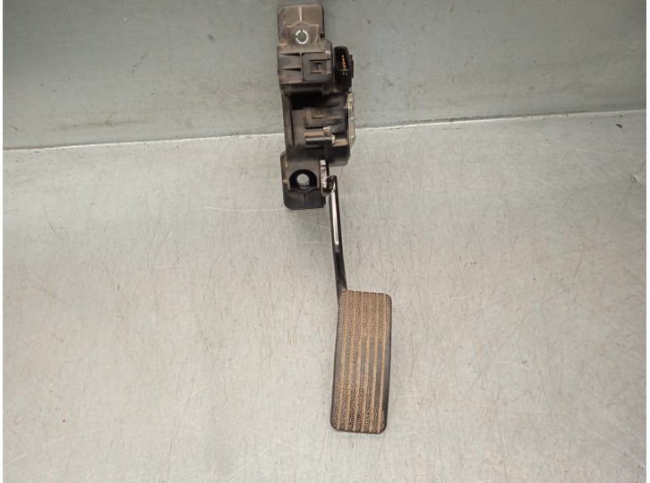 Recambio de potenciometro pedal para mitsubishi l 200 (ka0/kb0) 2.5 di-d cat referencia OEM IAM MR992933  