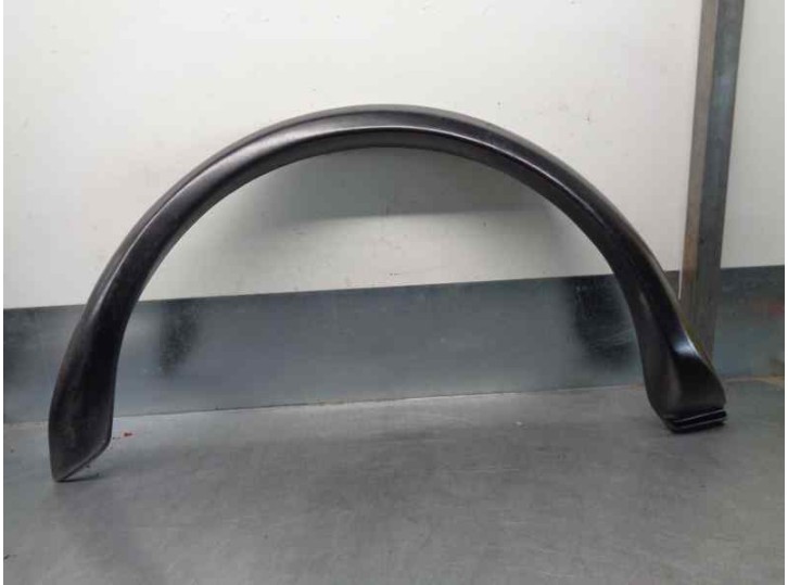 Recambio de aletin delantero izquierdo para lada niva ( 2121 / 21213 / 21214 / 21215 ) 1.6 referencia OEM IAM 