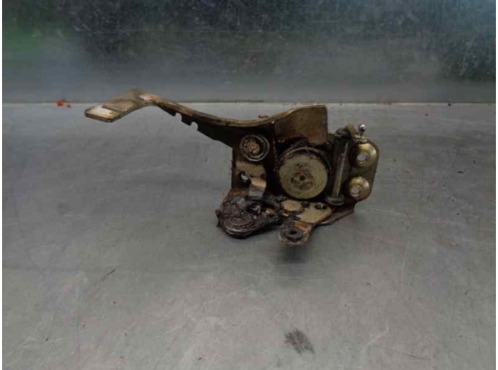 Replacement front left door lock for Lada Niva ( 2121 / 21213 / 21214 / 21215 ) 1.6 OEM IAM reference 