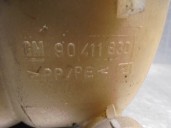 Replacement expansion tank for Opel Omega B 2.0 DTI OEM IAM reference 90411630 