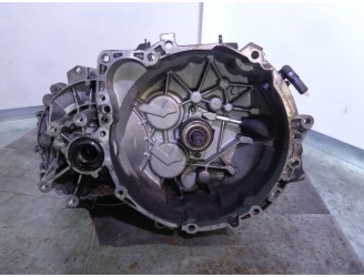 Recambio de caja cambios para volvo v40 familiar 1.9 diesel cat referencia OEM IAM P30616141 T143502 3.77