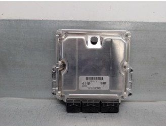Replacement engine ECU for Volvo V40 estate 1.9 diesel CAT OEM IAM reference 8200233343 0281011087 BOSCH