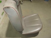 Recambio de asientos trasero derecho para hyundai santa fe (bm) 2.2 crdi cat referencia OEM IAM 2613127 CUERO GRIS 5 PUERTAS