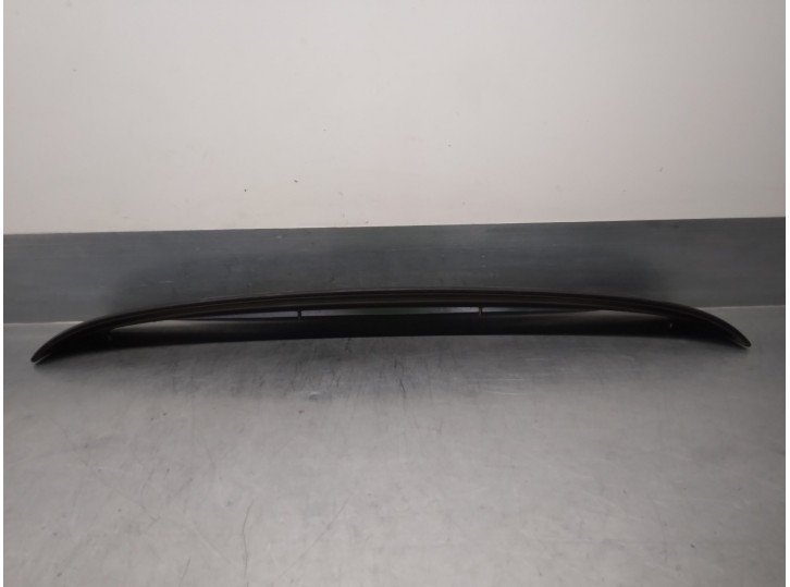 Recambio de aleron trasero para daewoo lanos 1.6 cat referencia OEM IAM 96313998 