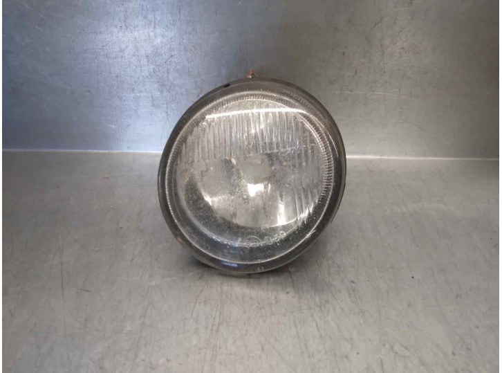 Recambio de faro antiniebla derecho para renault clio ii fase i (b/cbo) 1.9 d referencia OEM IAM 7700838256 