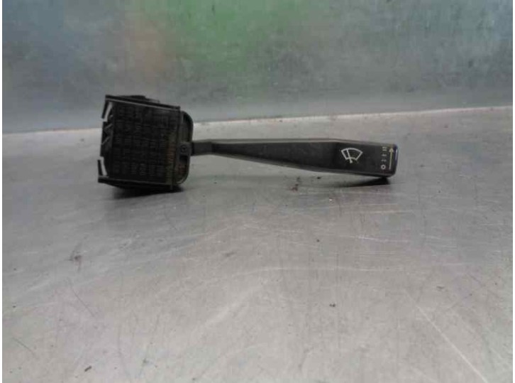 Replacement wiper stalk for Opel Corsa A 1.4 Cat (L48) OEM IAM reference 090320305 090320302 