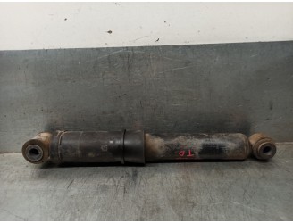 Recambio de amortiguador trasero derecho para renault kangoo 1.5 dci diesel fap referencia OEM IAM 562108344R 03081000465 KYB