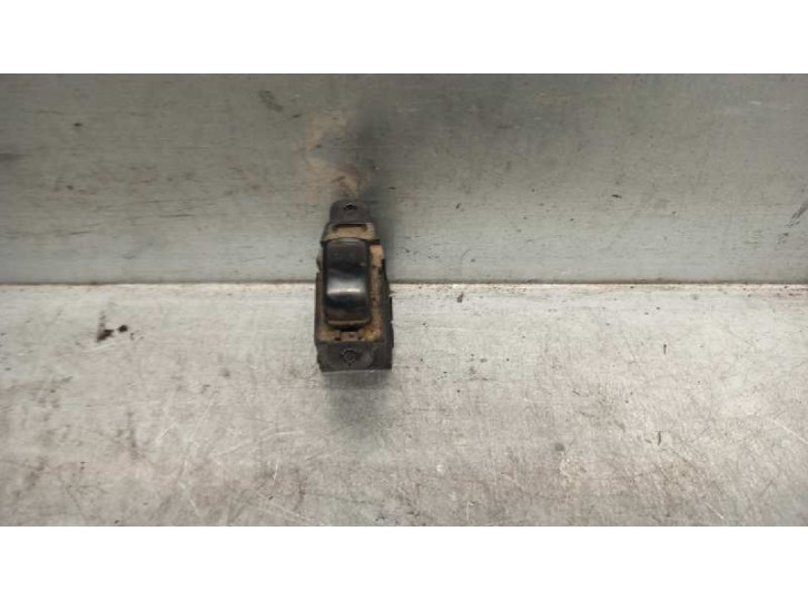 Recambio de mando elevalunas trasero izquierdo para hyundai santa fe (sm) 2.0 crdi cat referencia OEM IAM 935753C010 