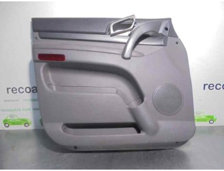 Recambio de guarnecido puerta delantera izquierda para ssangyong rodius 2.0 td cat referencia OEM IAM 7227121000  