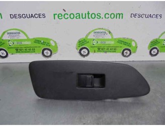 Recambio de mando elevalunas delantero derecho para toyota auris 1.3 16v cat referencia OEM IAM 7423102530  