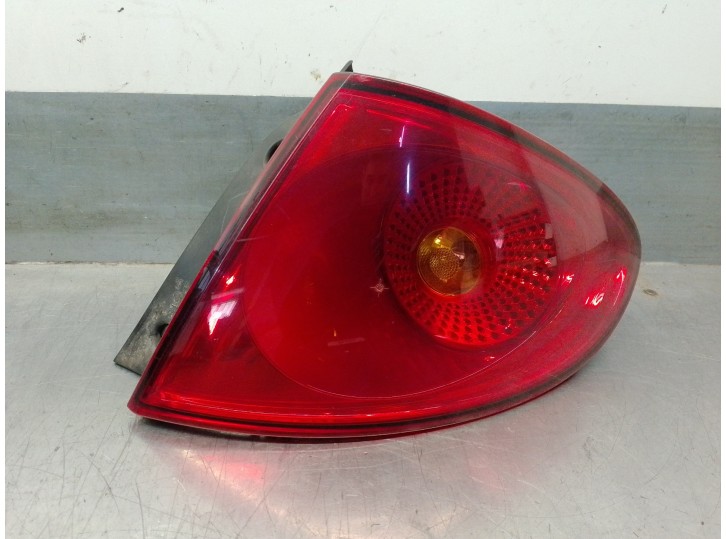 Recambio de piloto trasero derecho para seat toledo (5p2) 1.6 referencia OEM IAM 5P5945096B 5P5945112 5 PUERTAS