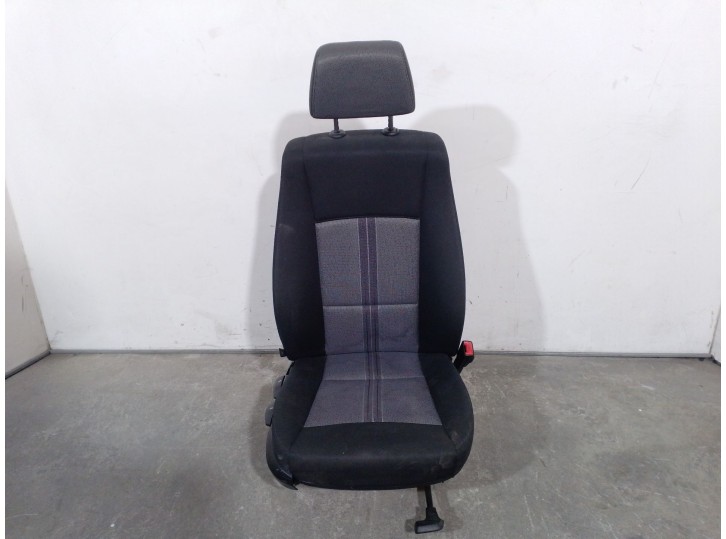 Front right seat replacement part for BMW X1 (E84) sDrive 18d OEM IAM reference 52107118410 52107118410 