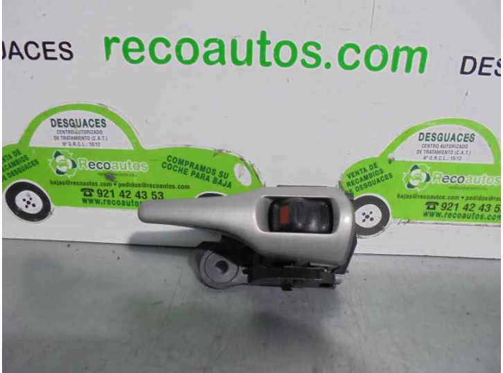 Recambio de maneta interior trasera derecha para toyota auris 1.3 16v cat referencia OEM IAM   