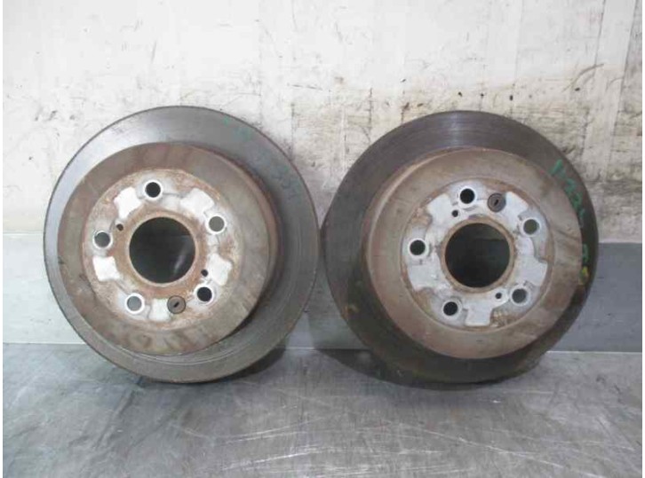 Recambio de disco freno trasero para toyota avensis verso (m20) 1998 referencia OEM IAM 4243128090  