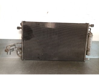 Recambio de condensador / radiador aire acondicionado para hyundai tucson (jm) 2.0 crdi cat referencia OEM IAM 976062E000 976062