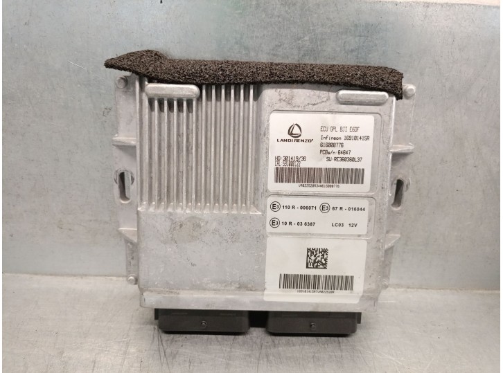 Recambio de centralita motor uce para dacia sandero iii 1.0 tce 90 referencia OEM IAM 169101415R 