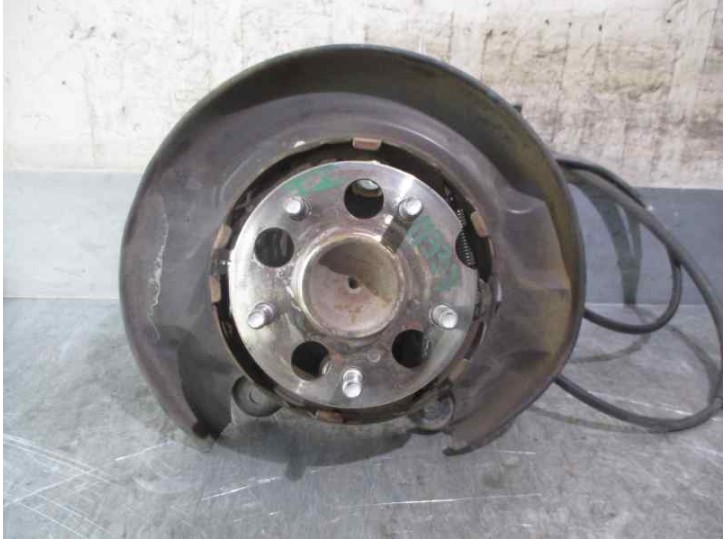 Recambio de mangueta trasera izquierda para toyota avensis verso (m20) 1998 referencia OEM IAM 4350230150 8954447010 / 435023015