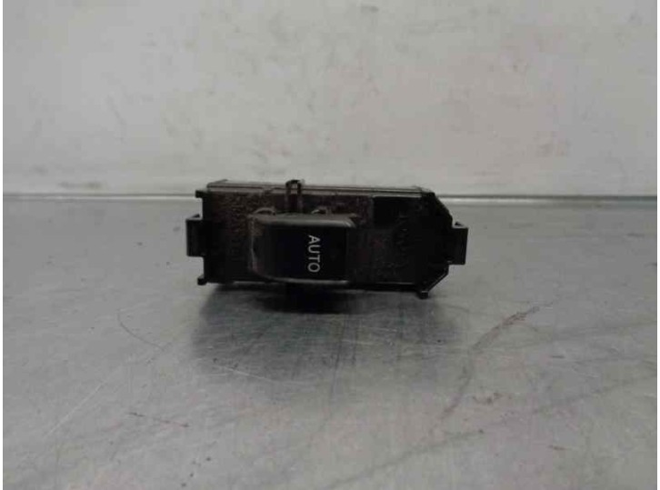 Recambio de mando elevalunas delantero derecho para toyota avensis verso (m20) 1998 referencia OEM IAM 8403044020  