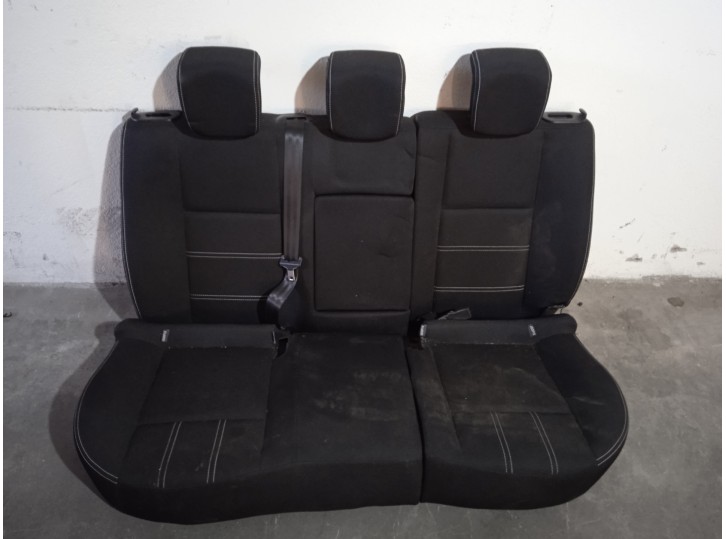 Recambio de asientos traseros para renault fluence dynamique referencia OEM IAM 896578140R 896578140R 5 PUERTAS