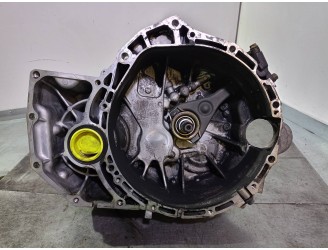 Recambio de caja cambios para nissan x-trail (t30) 2.2 16v turbodiesel cat referencia OEM IAM YD4 8H52 320108H868