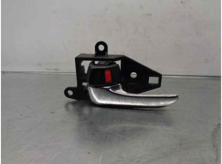 Recambio de maneta interior delantera izquierda para toyota avensis verso (m20) 1998 referencia OEM IAM 6920620180C0  