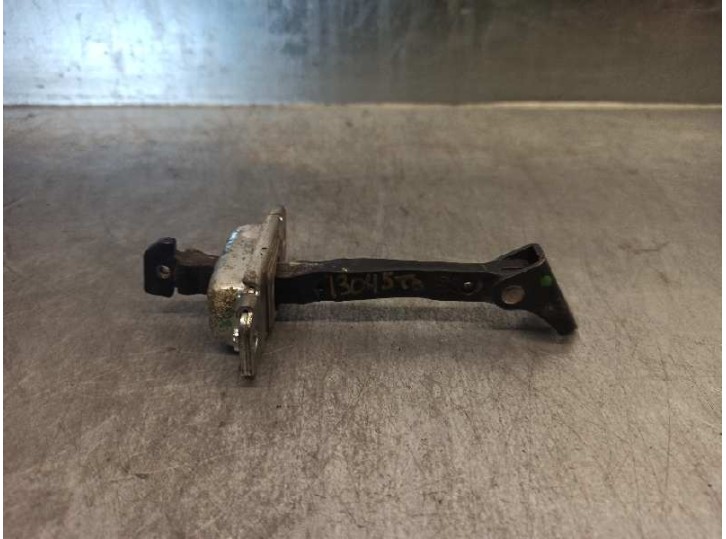 Recambio de retenedor puerta para hyundai i10 1.1 12v cat referencia OEM IAM 