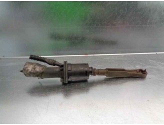 Recambio de bomba embrague para peugeot 3008 premium referencia OEM IAM 2182C1  