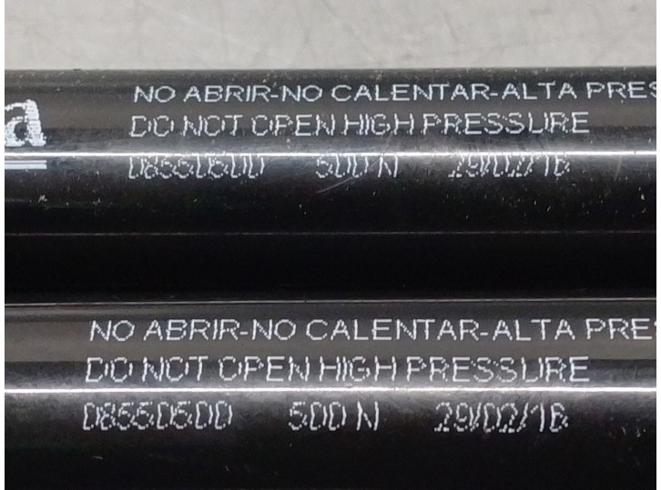 Recambio de amortiguadores maletero / porton para mitsubishi carisma berlina 4 (da0) 1.9 turbodiesel referencia OEM IAM MB927791