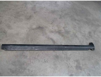 Recambio de faldon lateral para kia carnival 2.9 crdi cat referencia OEM IAM 87634D200  