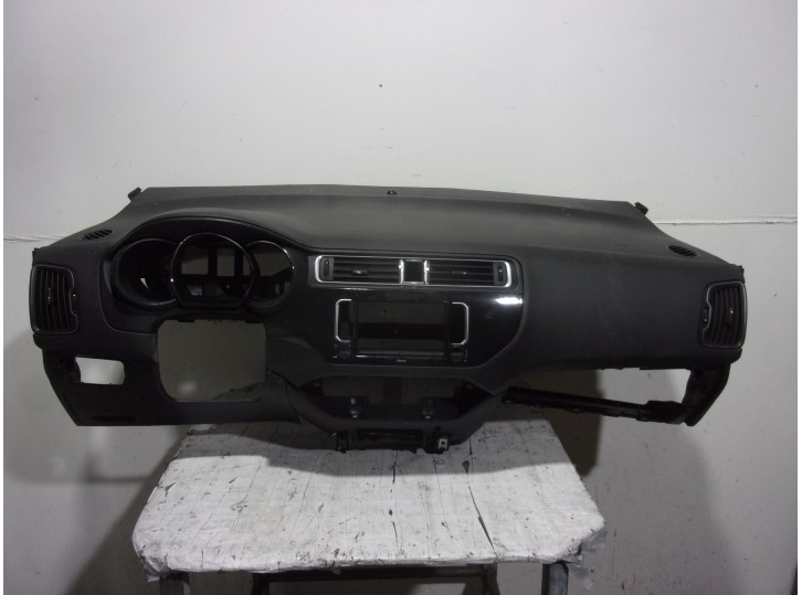 Recambio de salpicadero para kia rio 1.1 crdi cat referencia OEM IAM 847101W100HU NEGRO 