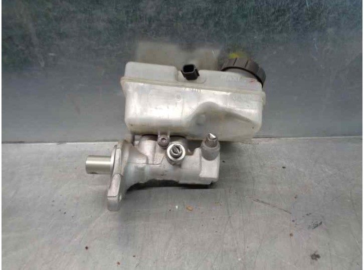 Recambio de bomba freno para dacia sandero ii 1.0 12v cat referencia OEM IAM 460915125R  