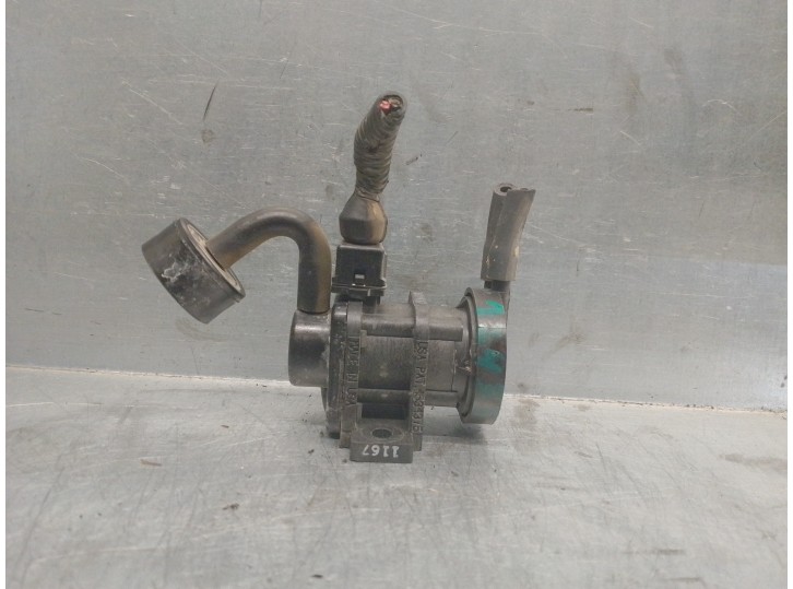 Recambio de electrovalvula vacio para mitsubishi carisma berlina 4 (da0) 1.9 turbodiesel referencia OEM IAM 7700874764 