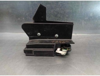 Recambio de cerradura puerta trasera derecha para dacia sandero ii 1.0 12v cat referencia OEM IAM 825022281R 2 PINES 5 PUERTAS