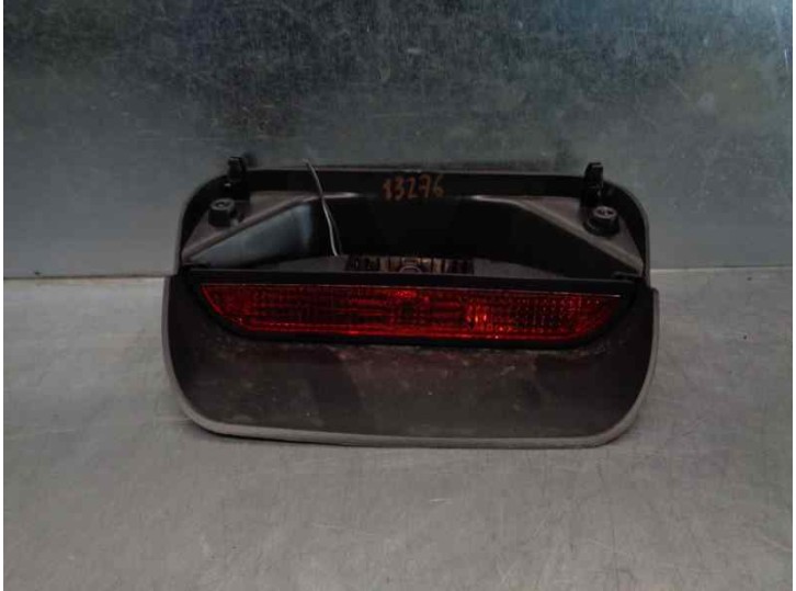 Recambio de luz central de freno para dacia sandero ii 1.0 12v cat referencia OEM IAM 265987418R  