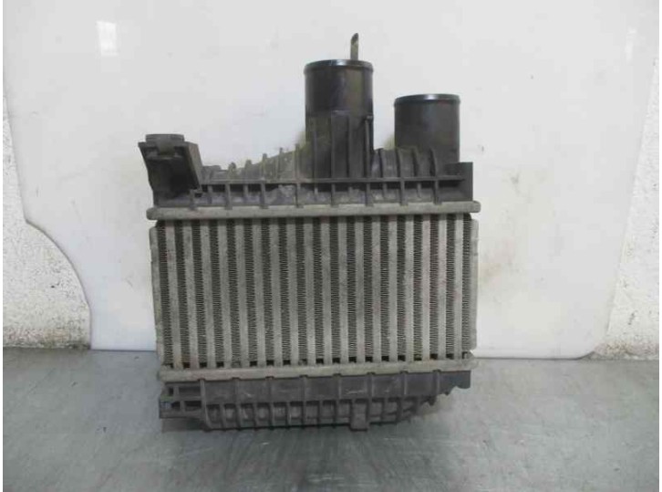 Recambio de intercooler para toyota avensis wagon (t25) 2.0 d-cat referencia OEM IAM 179400G010 873067D VALEO