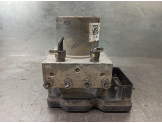 Recambio de abs para hyundai i40 cab bluedrive referencia OEM IAM 589203Z670 BH6013I555 