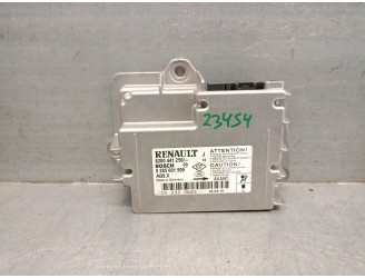 Recambio de centralita airbag para renault modus 1.5 dci diesel referencia OEM IAM 8200441250  BOSCH